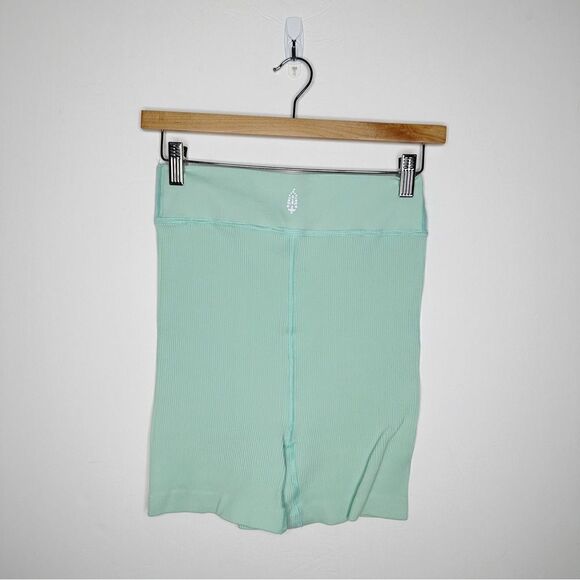 Free People FP Movement Free Throw High Rise Biker Shorts Mint Green Size M - Picture 6 of 9
